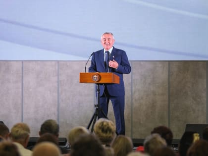 В Великом Новгороде на площадке Новгородской технической школы прошел первый съезд старост Новгородской области