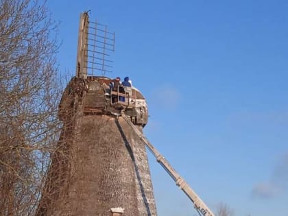 Музей-мельницу в новгородской деревне Завал укрепили на зиму