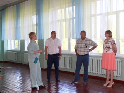 Родительская приёмка" прошла в Окуловском районе