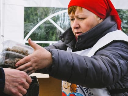 Храм Успения Божией Матери в Колмове проведет большой благотворительный рождественский обед