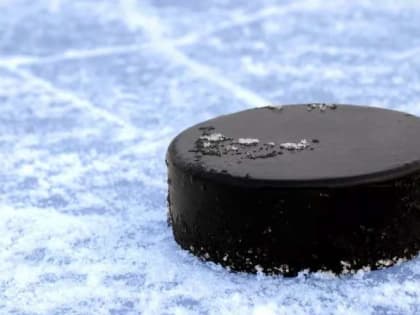 В Великом Новгороде открылась уличная фотовыставка к 75-летию российского хоккея