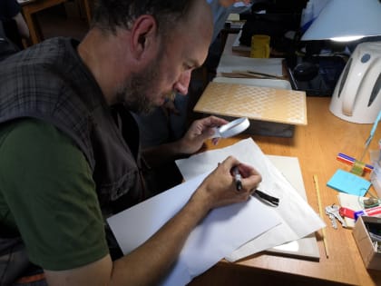 В Старой Руссе нашли 54-ю берестяную грамоту