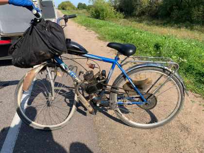 В Старорусском районе мужчина погиб от падения с велосипеда с двигателем