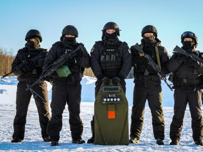 Отмечается 30-летие новгородского СОБР «Рубин» Росгвардии