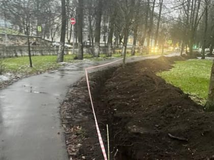 Идёт подготовка к устройству подсветки пешеходного моста в Великом Новгороде