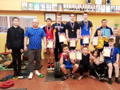 Открытое первенство по тяжелой атлетике среди юношей и девушек, посвященное Дню Защитника Отечества