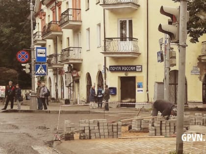 Рассматривается вопрос о переносе автобусной остановки на Большой Московской