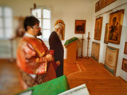 Митрополит Лев совершил Литургию в праздник усекновения главы Иоанна Предтечи