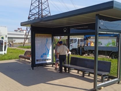 В Великом Новгороде устанавливают 25 остановочных павильонов
