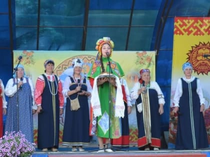 6 августа в рамках празднования Дня поселка и Демянского района прошел открытый фестиваль «Хоровод традиций», посвященный Году сохранения культурного наследия народов России