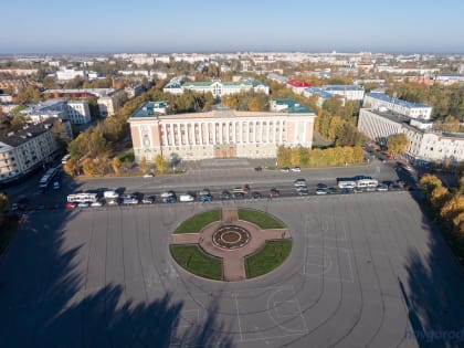 В воскресенье в центре Великого Новгорода перекроют движение для киносъемок