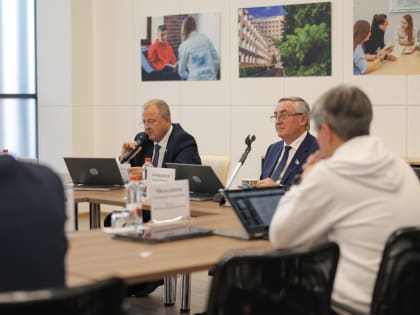 Инициатива новгородских депутатов о дополнительных требованиях к владельцам потенциально опасных собак будет направлена в Государственную Думу