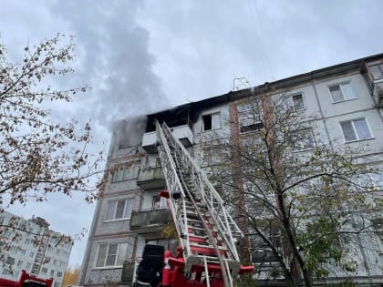 Два человека пострадали на пожаре в Великом Новгороде
