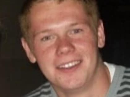 С погибшим в зоне спецоперации бойцом Александром Сергеевым вчера простились в Боровичах