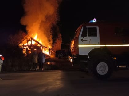 На пожаре в Старой Руссе погиб человек