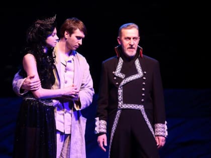 Новгородский театр драмы закрывает сезон спектаклем «Мастер и Маргарита»