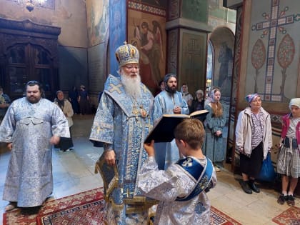 Митрополит Лев совершил Божественную литургию в праздник Тихвинской иконы Божией Матери
