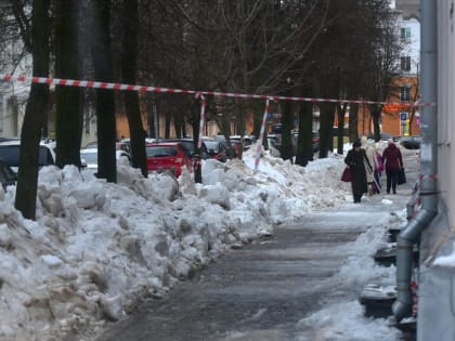 Состоялся рейд по контролю зимней уборки дворовых территорий города