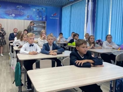 В боровичской школе в День знаний открыли космический класс