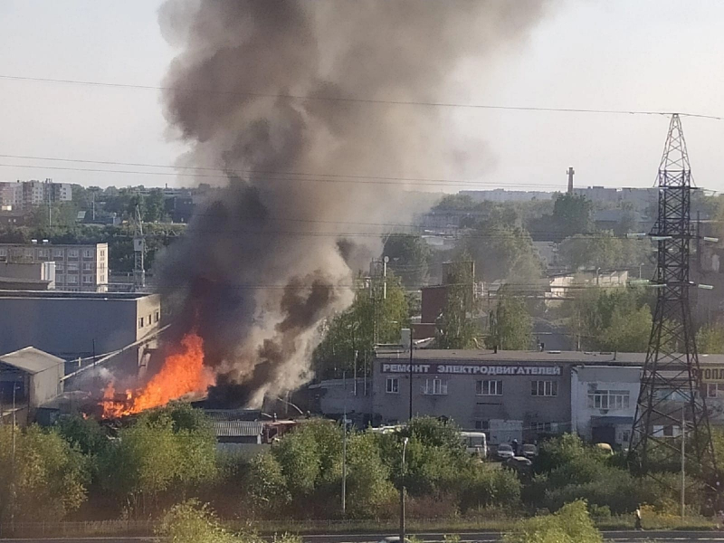 Последние новости великого новгорода чп. ЧП 53 В Великом Новгороде. Колмово пожар. Пожар в Великом Новгороде. Город горит.