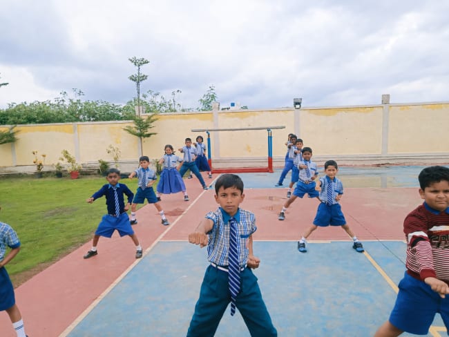 MSKO School Karate training session and junior karate students in a group practice