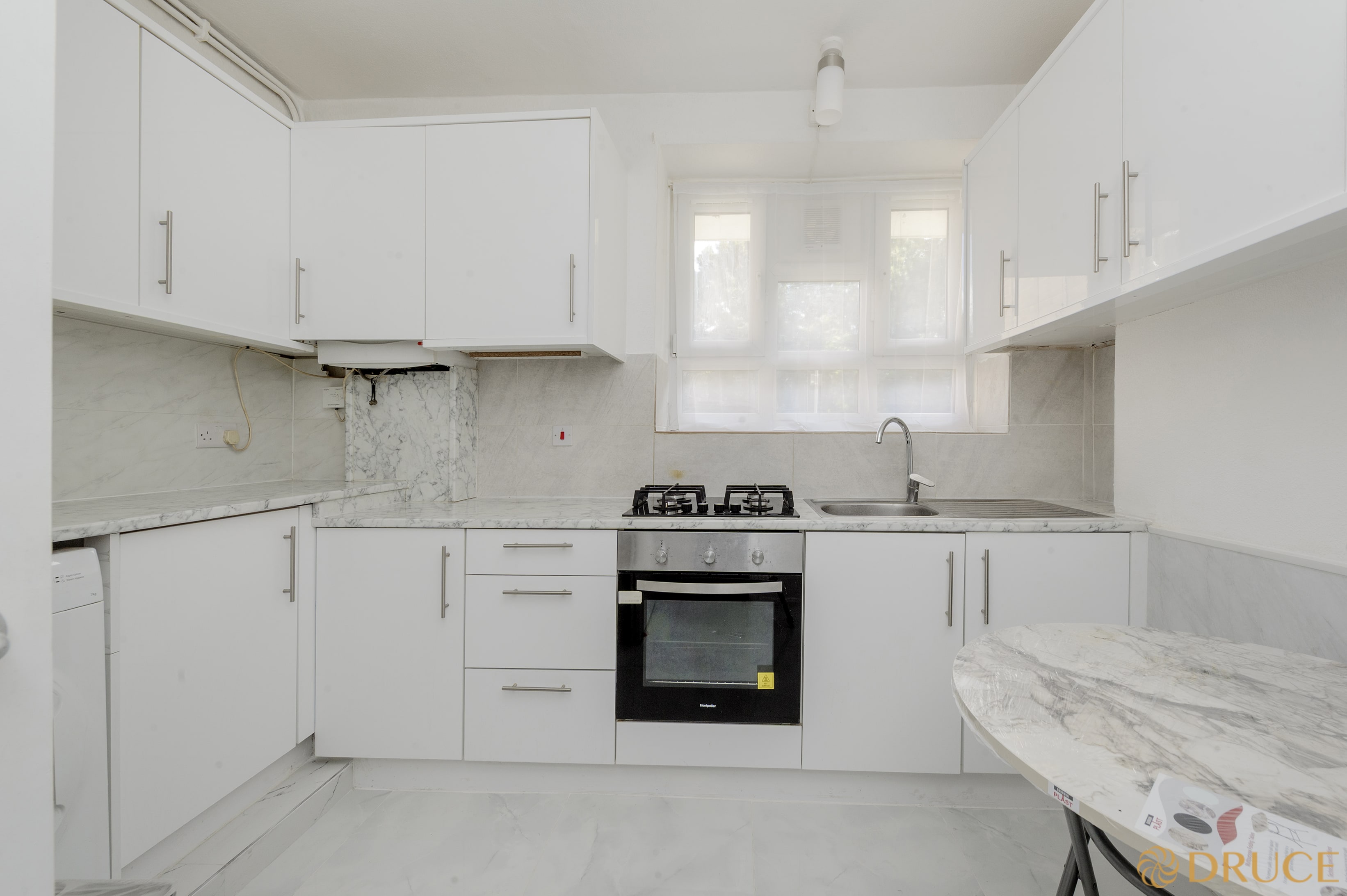 2 thackeray ct-9648.jpg