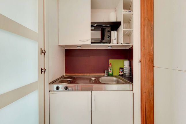 kitchenette.jpg