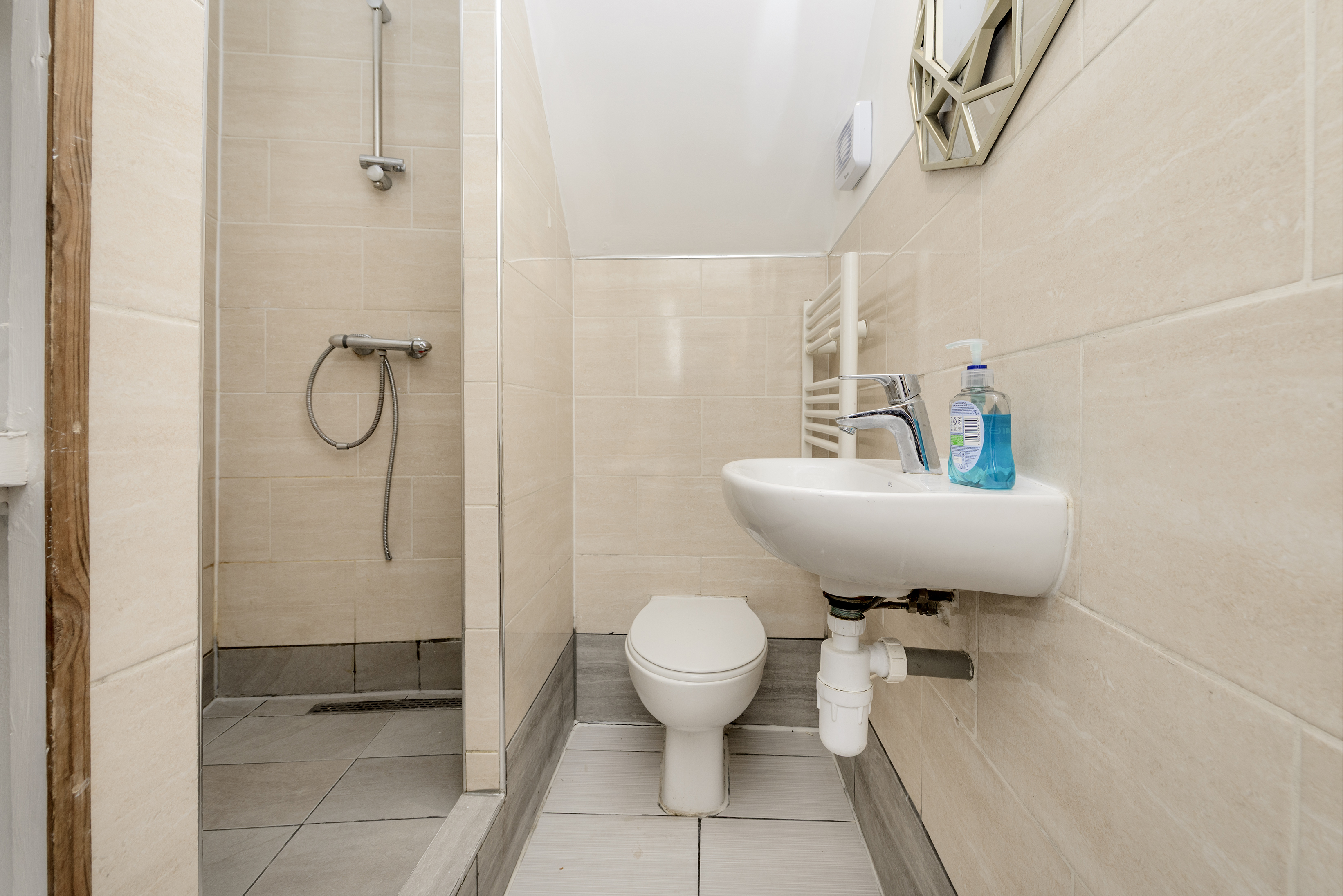 1@125 aldergate st-7151.jpg