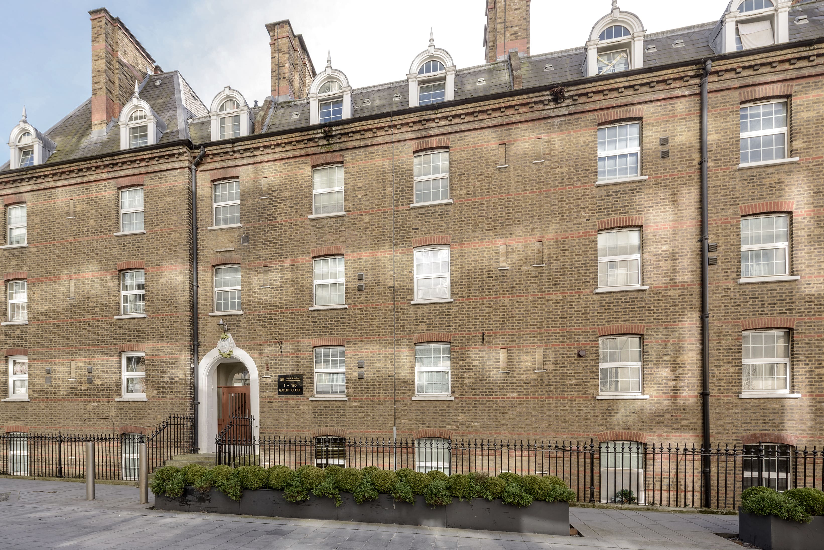 81 gatliff close-7339.jpg