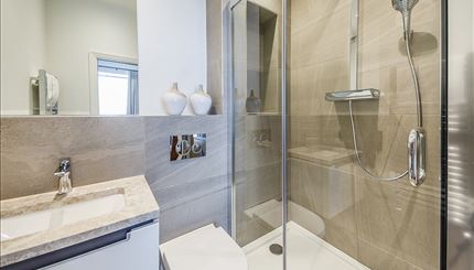 15 Palace Wharf 7.jpg