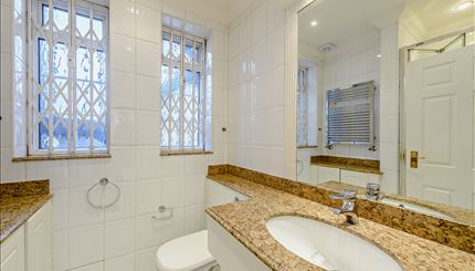 Flat 7, Strathmore court 10.jpg