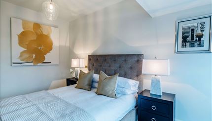 Penthous b,Strathmore Court  7.jpg