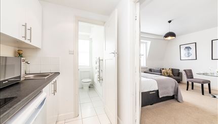 Flat 90, Mayfair 4.jpg