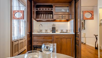 Flat 61, Mayfair 3.jpg