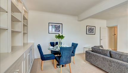 flat 42, mayfair 3.jpg