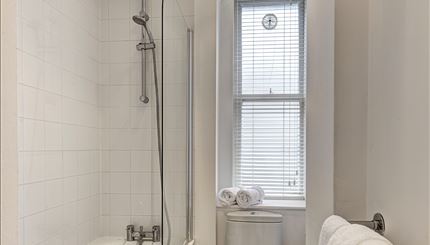 flat 42, mayfair 5.jpg