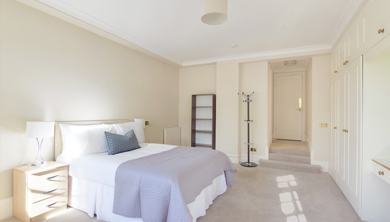 Flat 2 Strathmore 5.jpg