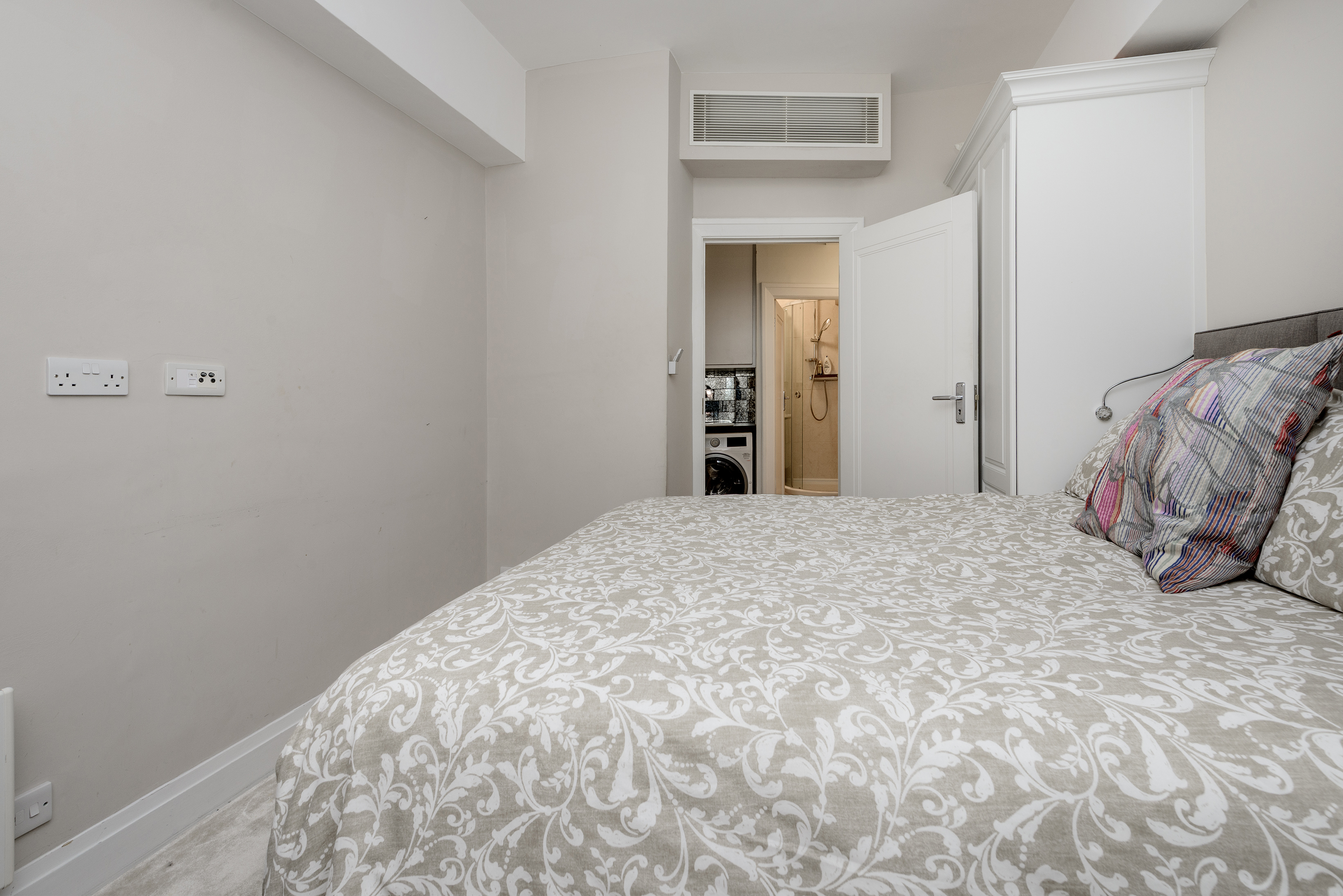 55 berkeley ct-9500.jpg