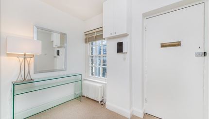 Flat 69, Fulham 3.jpg