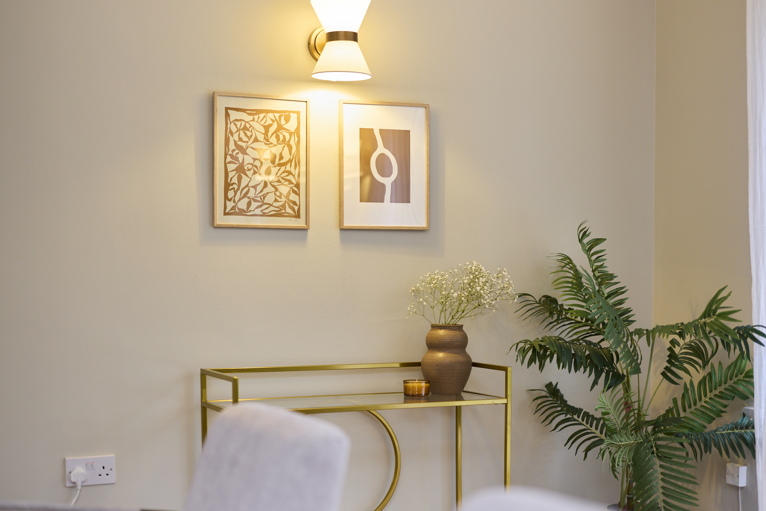 LN RAV 16 LOUNGE_002.jpg