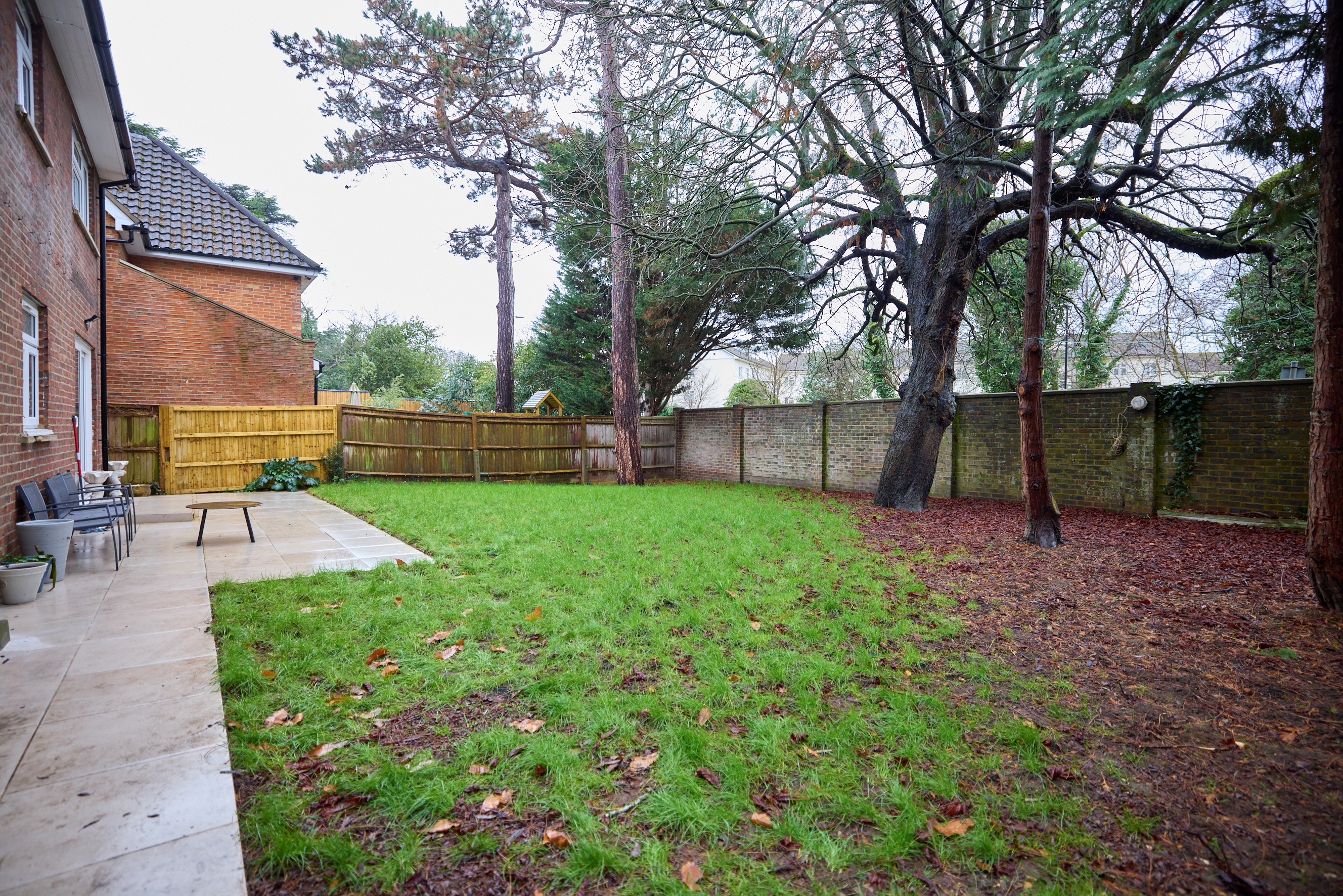 new LN RAV 16 EXTERIOR_034.jpg