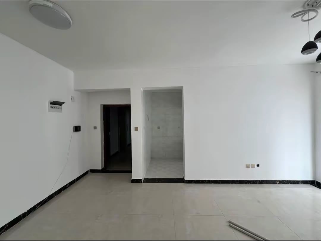 1 bedroom with a closed kitchen and a swimming pool in kileleshwa