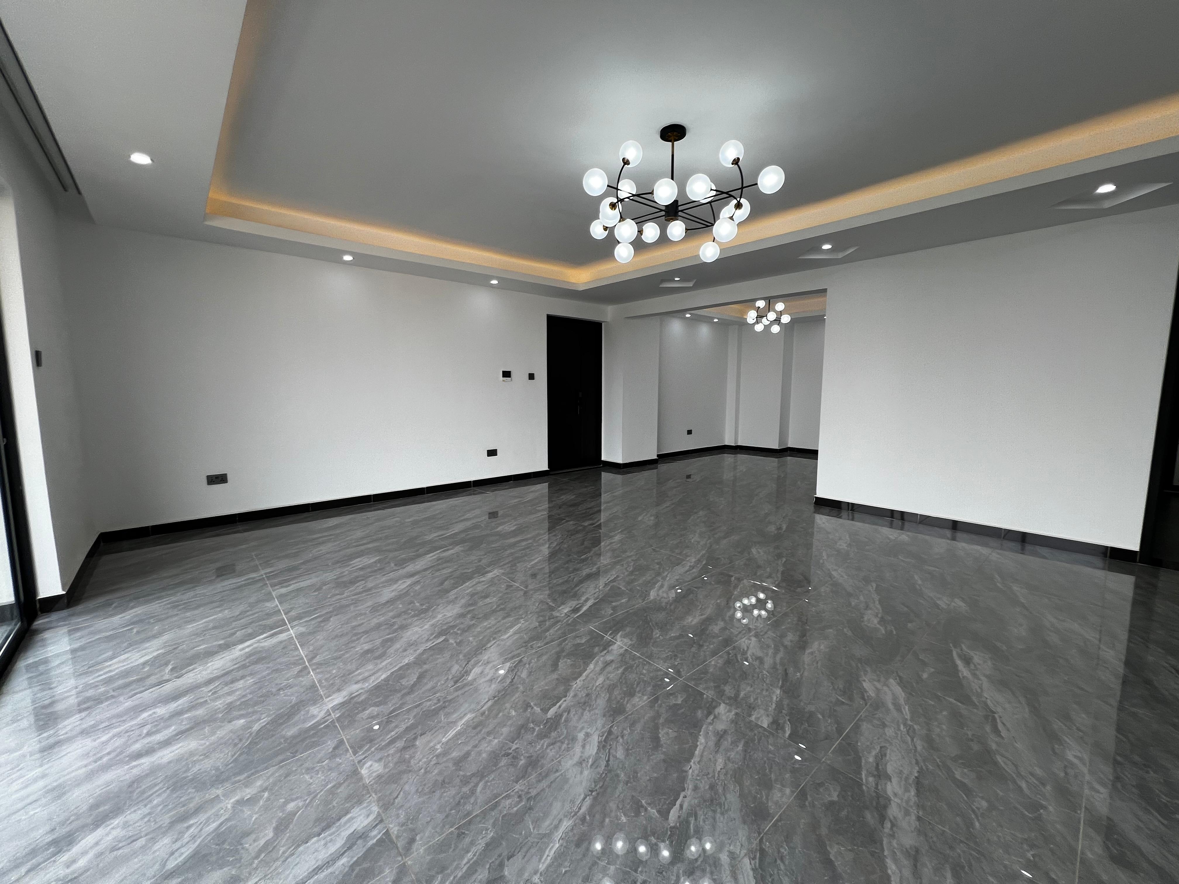 5 bedroom plus sq apartment in Lavington