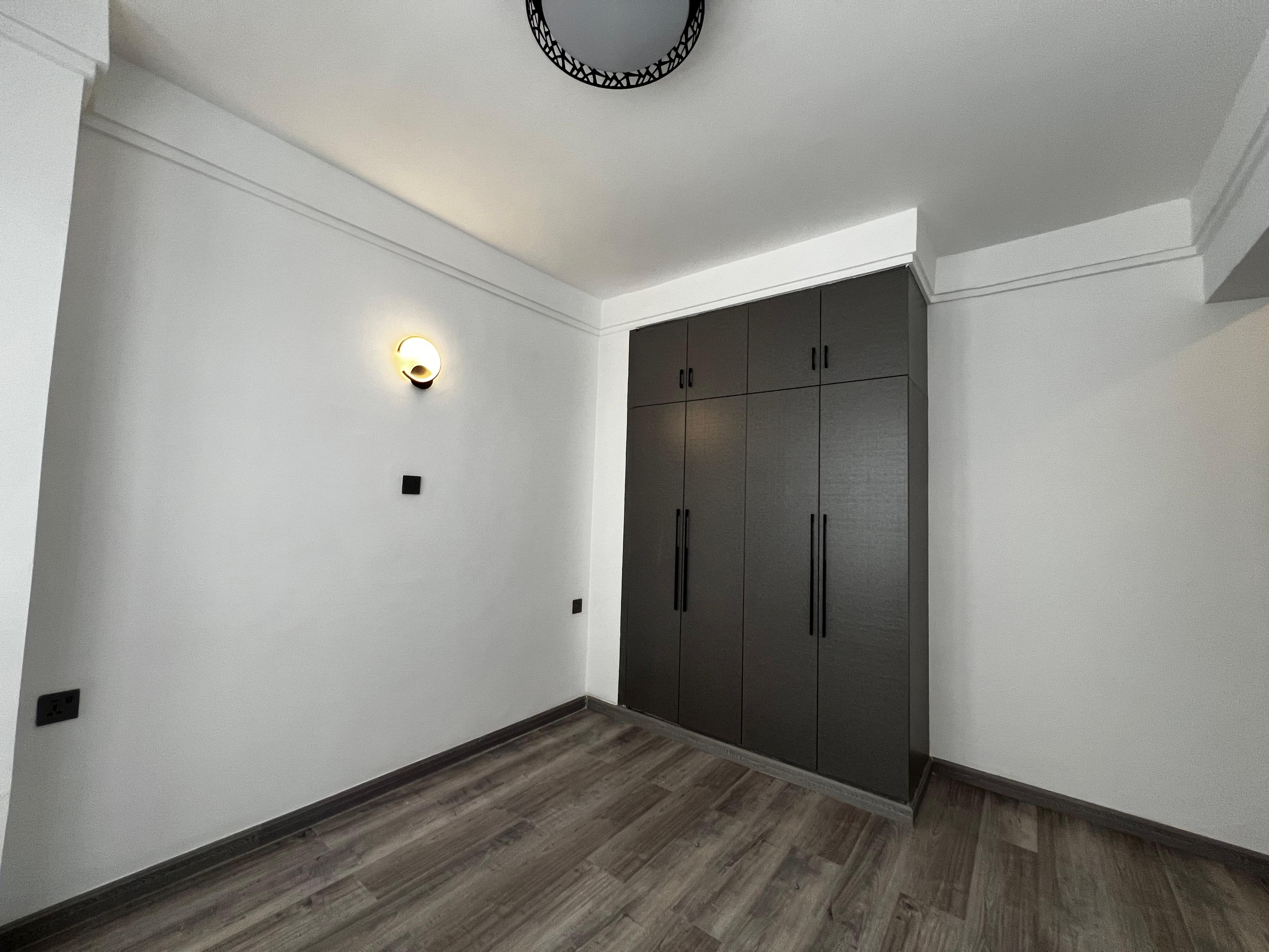 5 bedroom plus sq apartment in Lavington