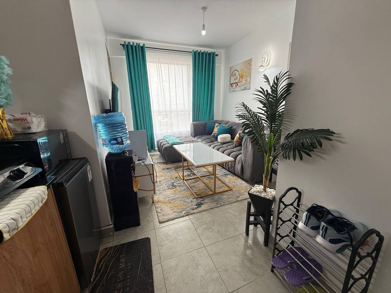 1 bedroom Airbnb available in Royambu