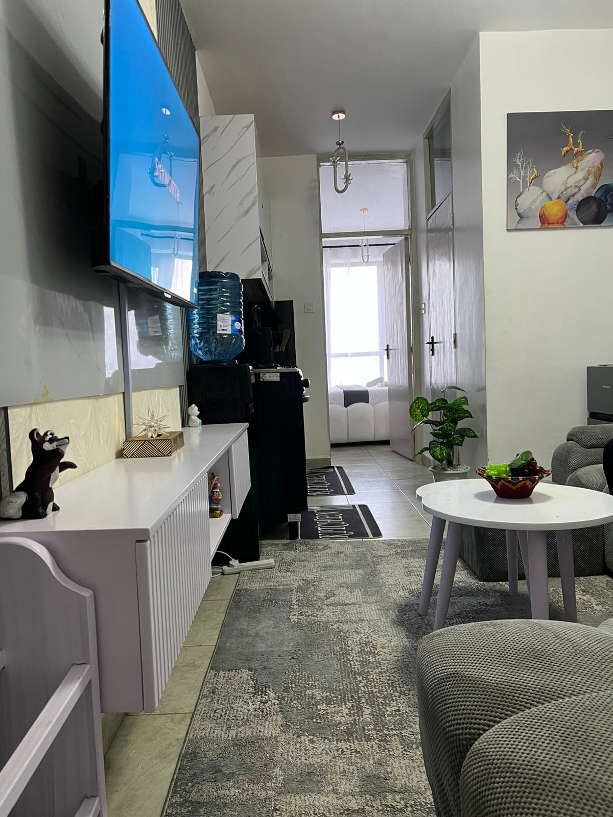 1 bedroom Airbnb available in roysambu