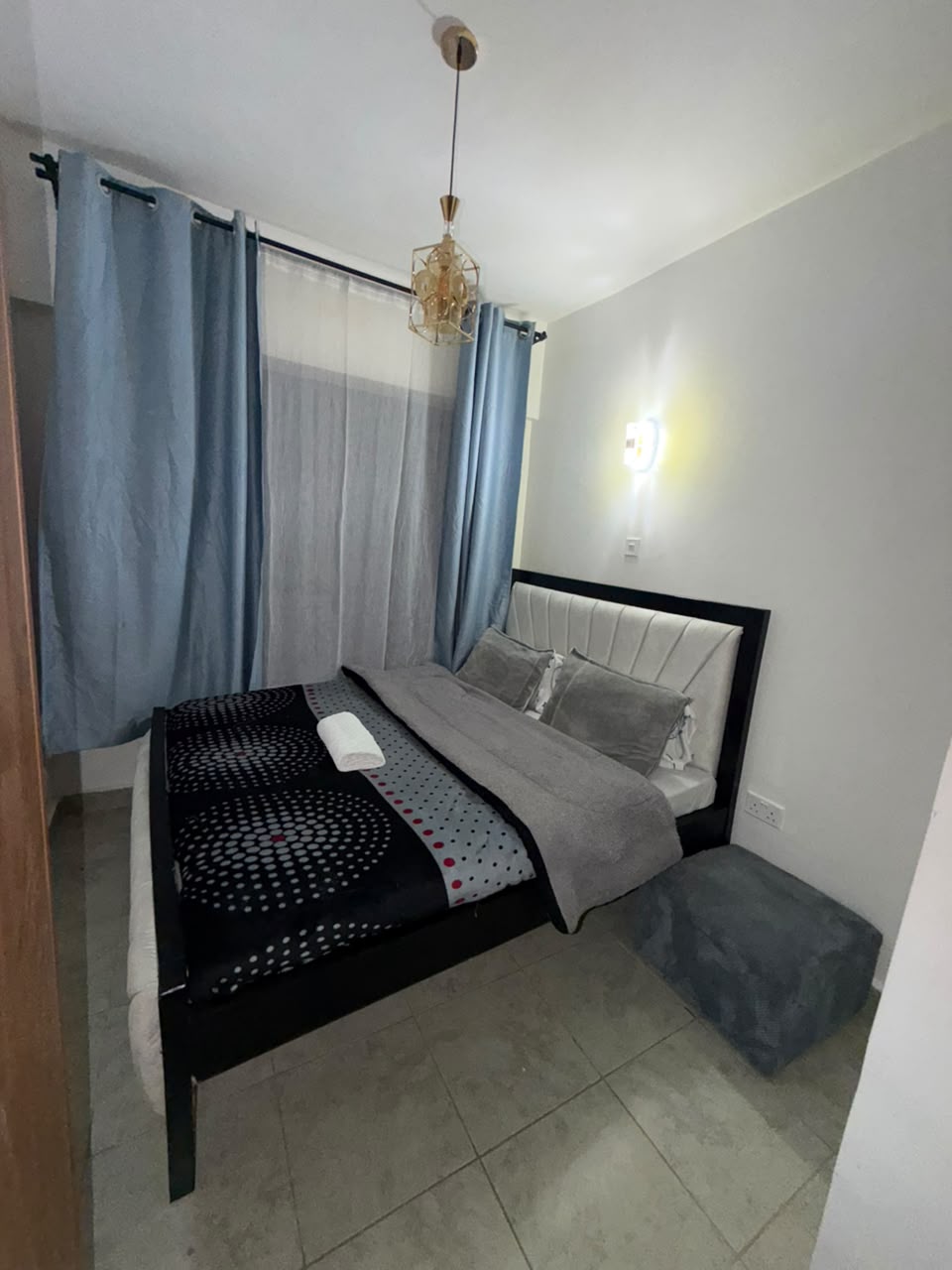1-bedroom Airbnb available in  Roysambu