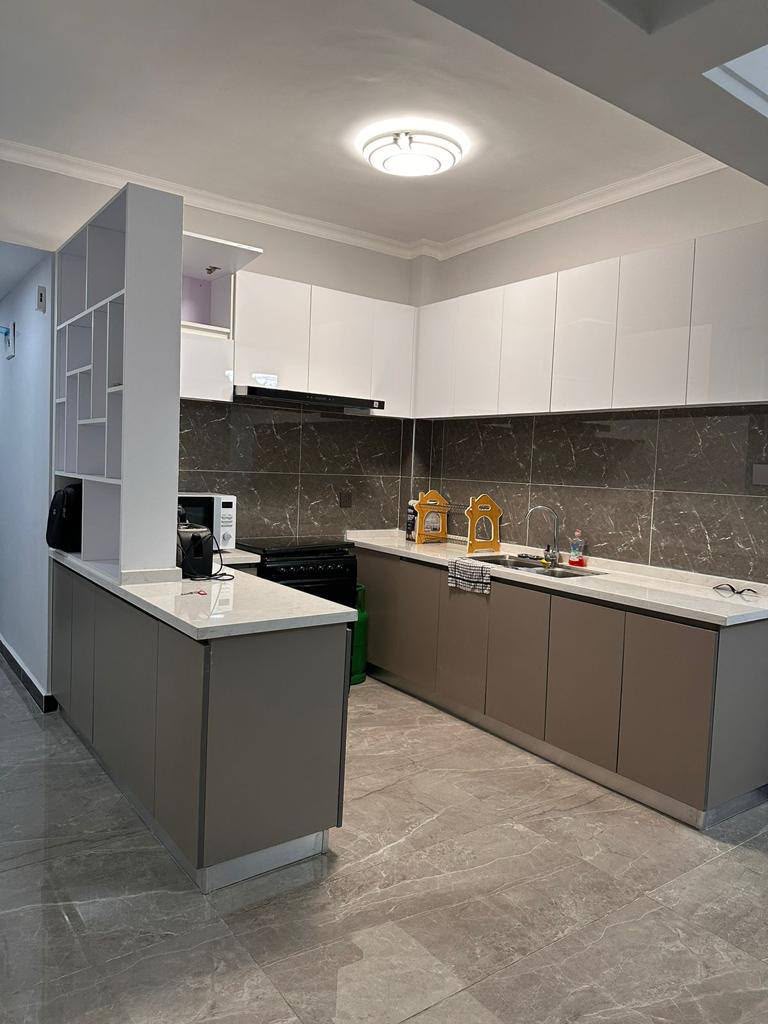 4 bedroom Airbnb in lavingtone
