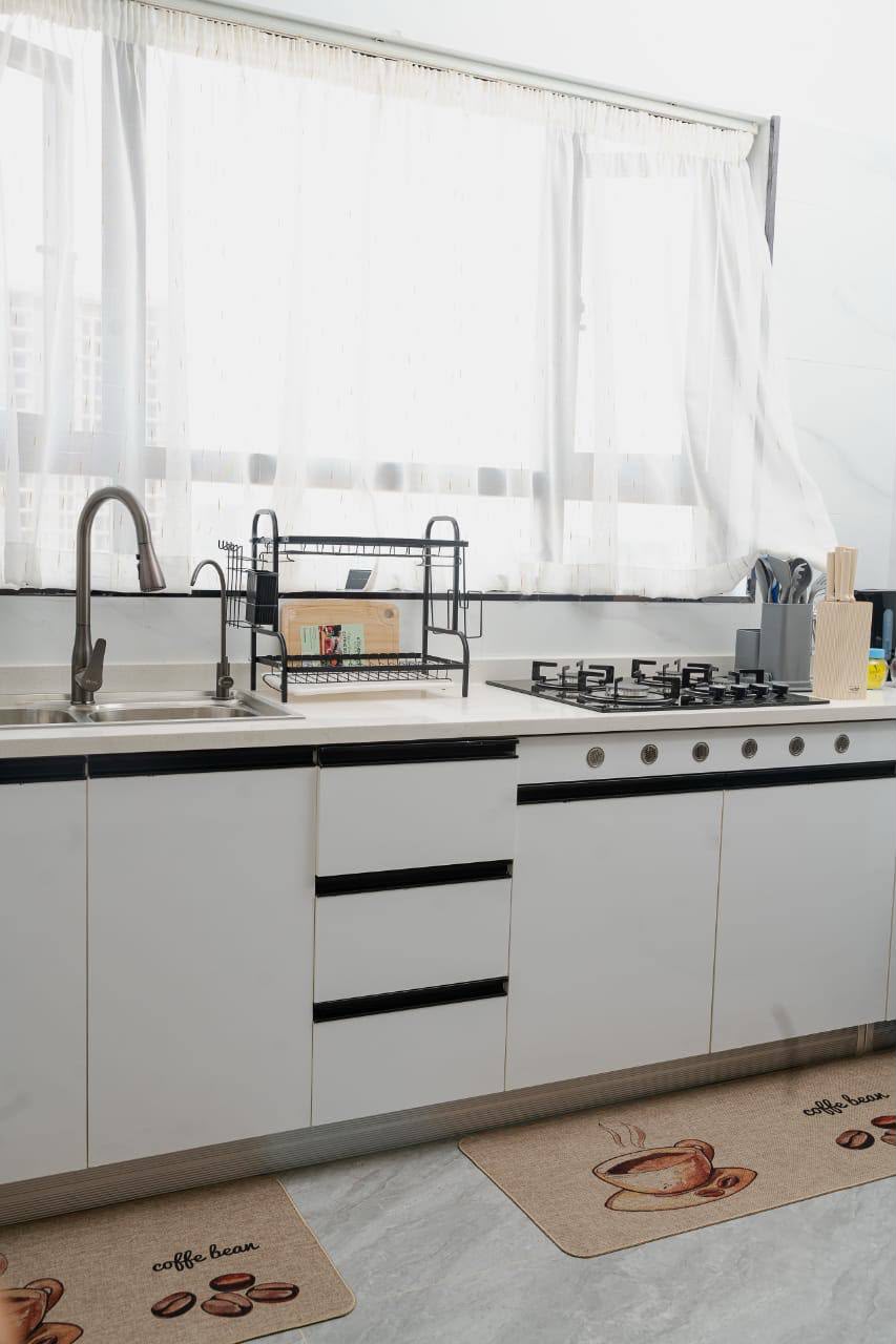 1 bedroom airbnb in lavington