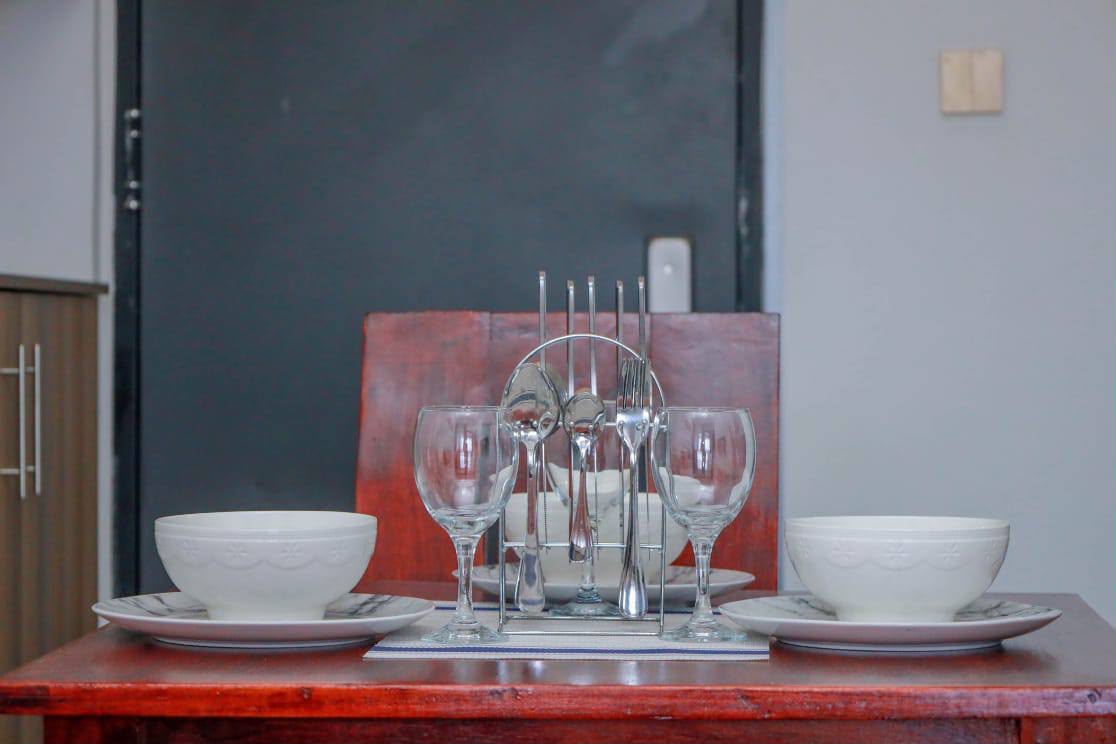 1 bedroom airbnb in lavington